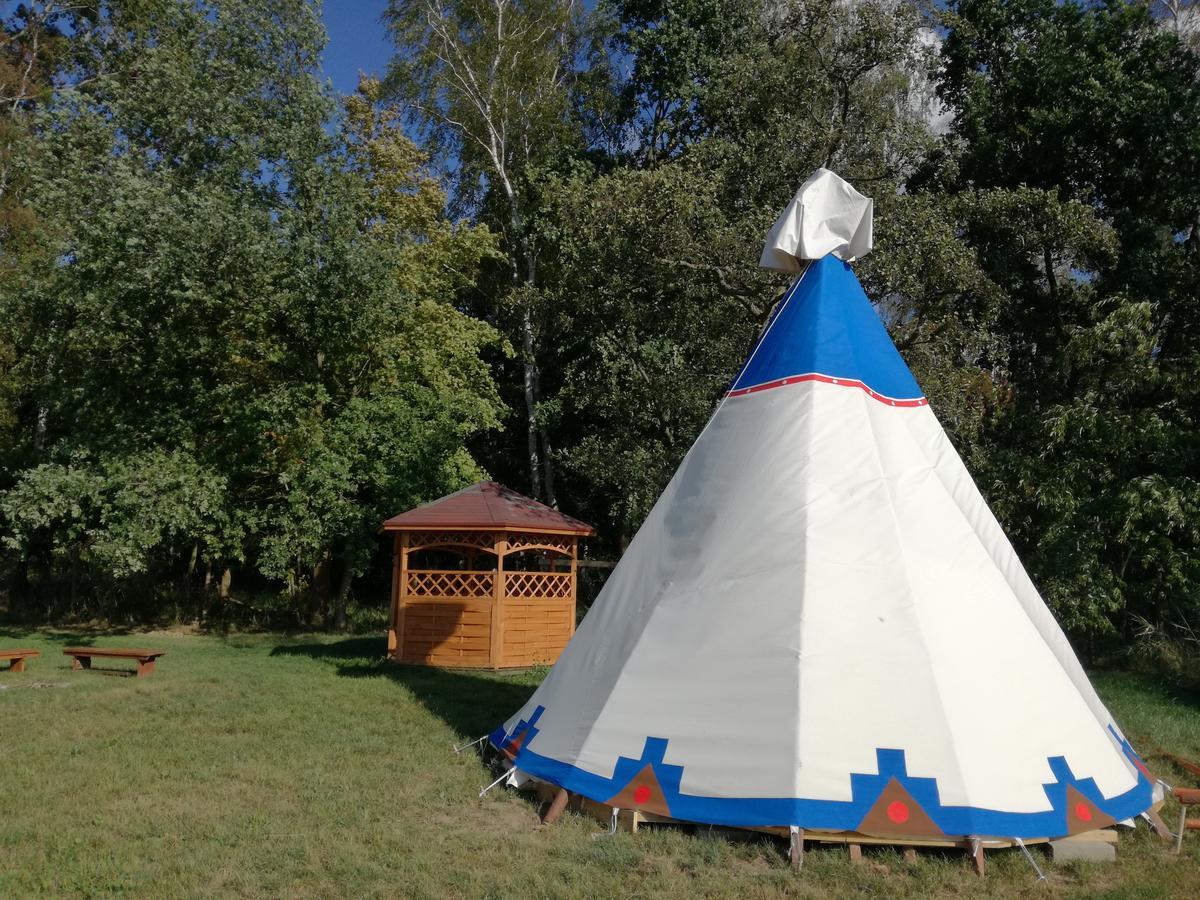 Luxury tent Glamping Podgrodzie